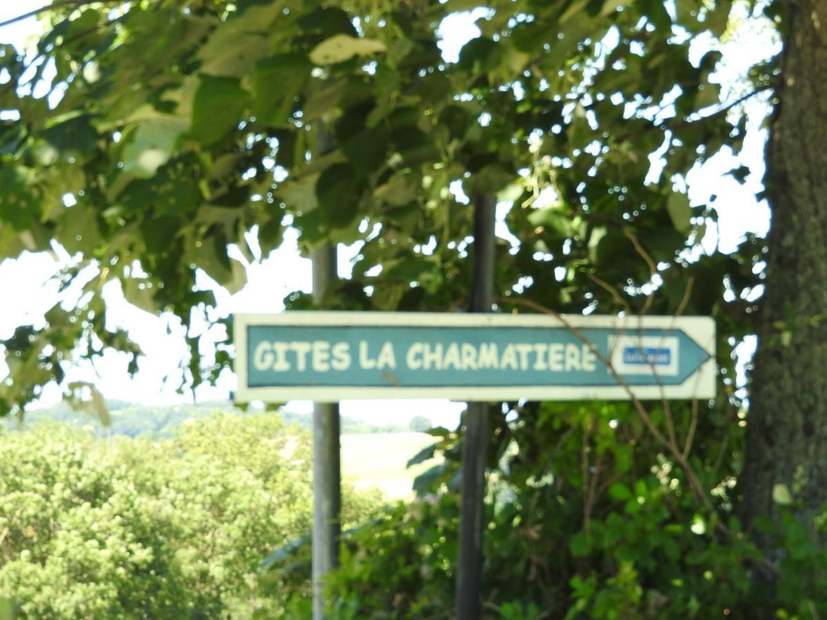 Vila La Charmatiere Haute-Rivoire Exteriér fotografie